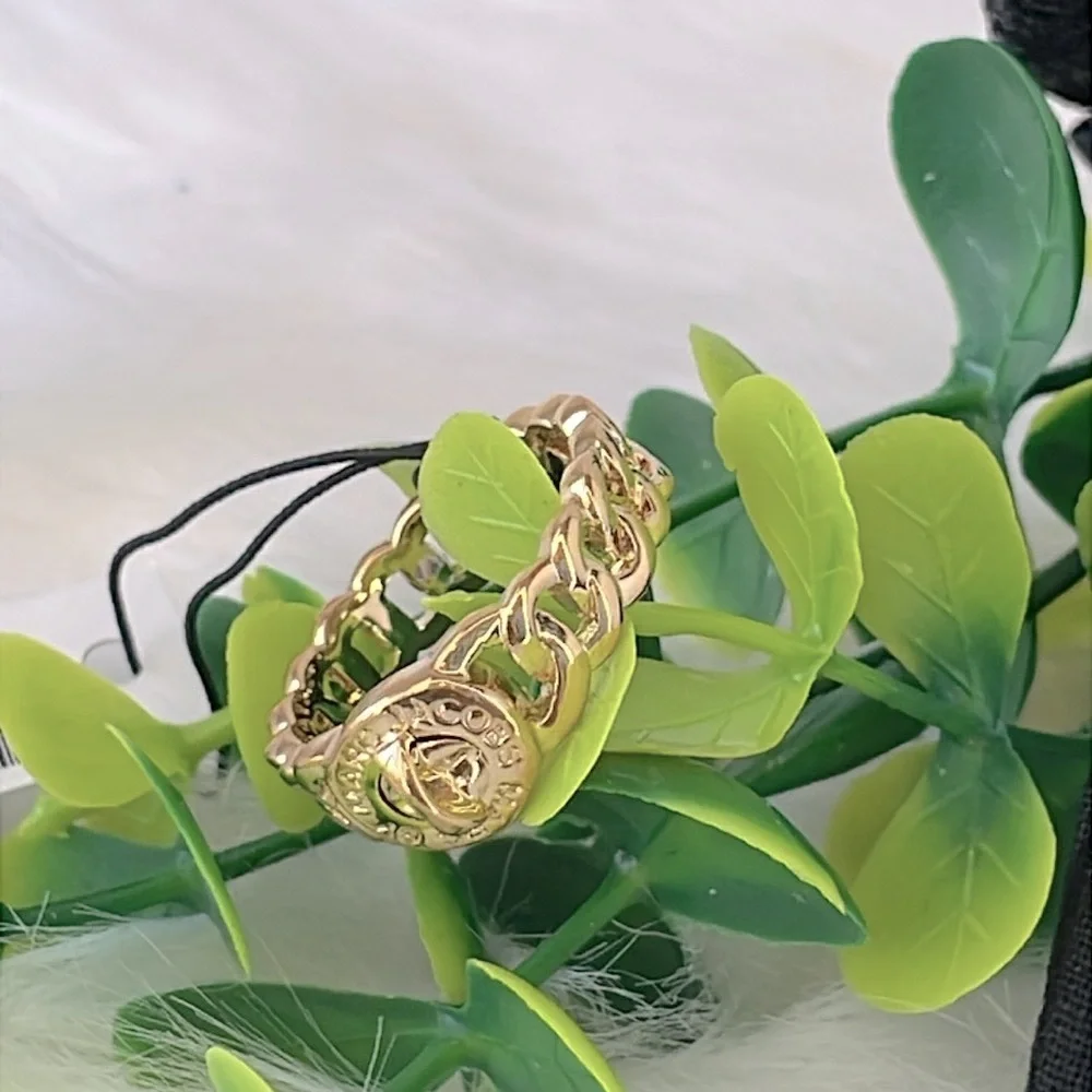 Marc By Marc Jacobs‎ “Katie” Turnlock Ring
